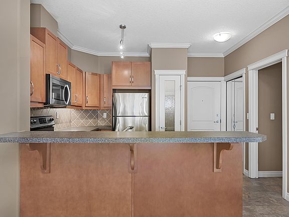 5th image of 10121 80th Ave NW #319