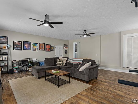 4th image of 2900 W Lawrence Ave