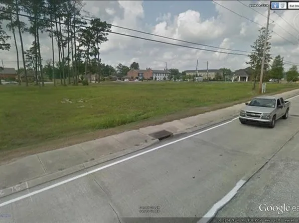 1107 University Dr, Hammond, LA 70401