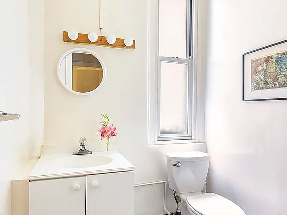5th image of 151 W 86th St APT 1CE
