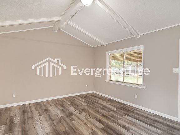 2nd image of 439 Pecan Tree Dr