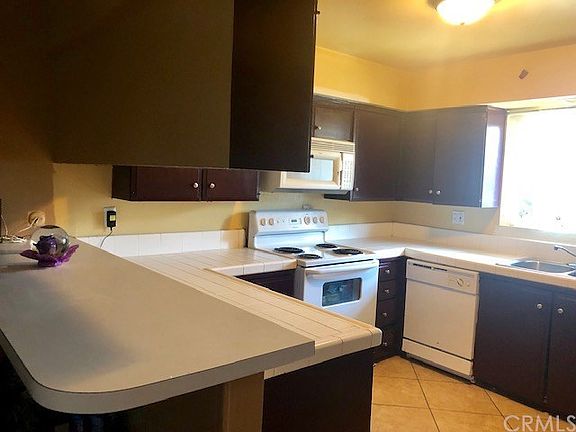 5th image of 134 S Magnolia Ave Unit 12B