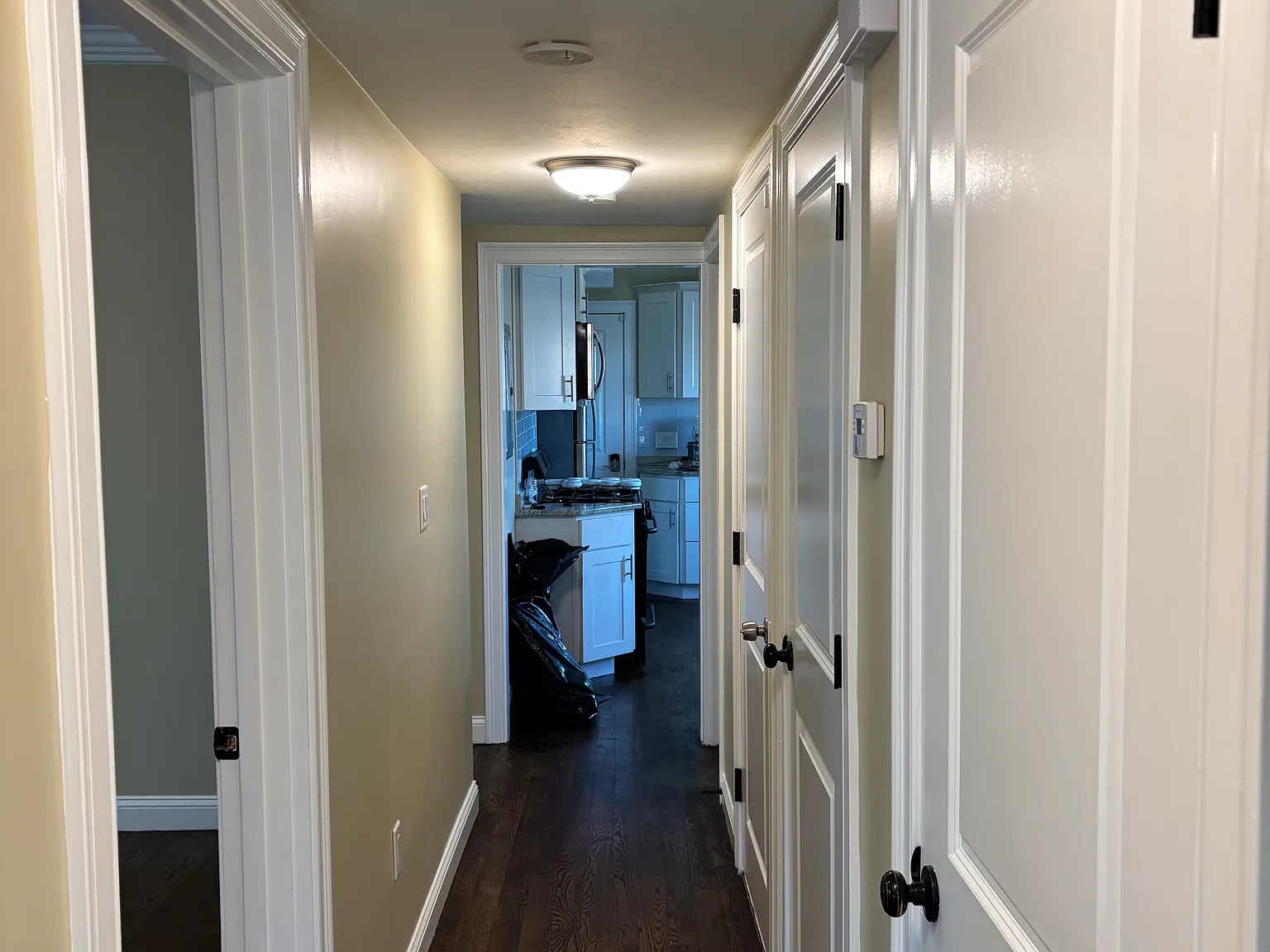 11 Maywood St — Photo 4