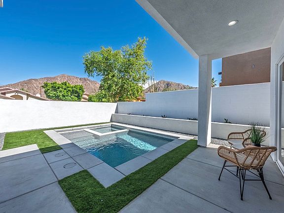 4th image of 53145 Avenida Martinez