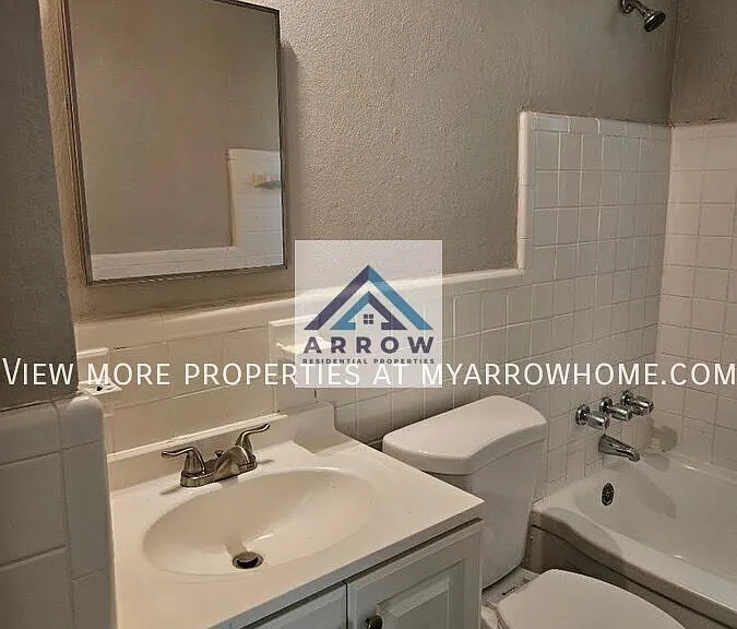 10116 Cloverdale Dr — Photo 4