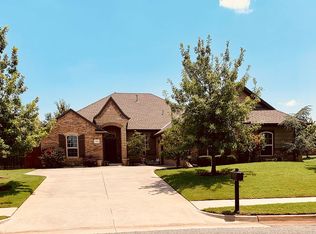 3916 Normandy Rd, Edmond, OK 73013