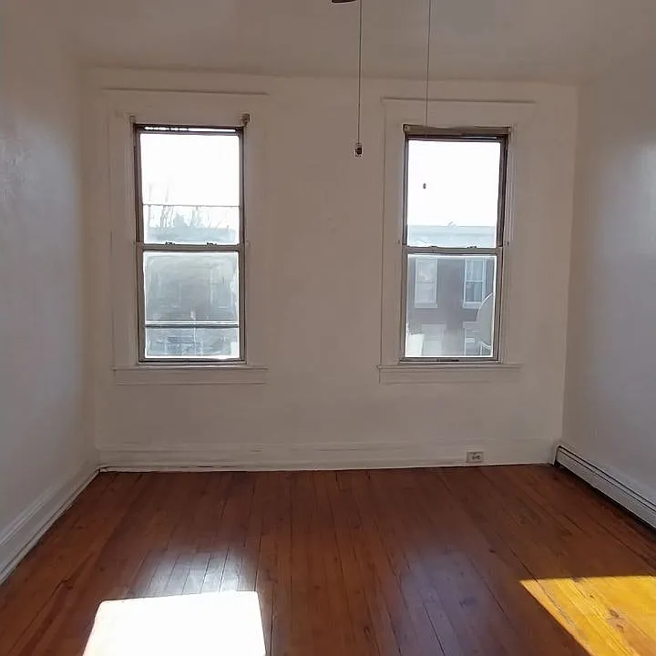 2451 McCulloh St #2