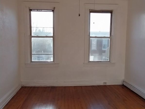 2451 McCulloh St #2