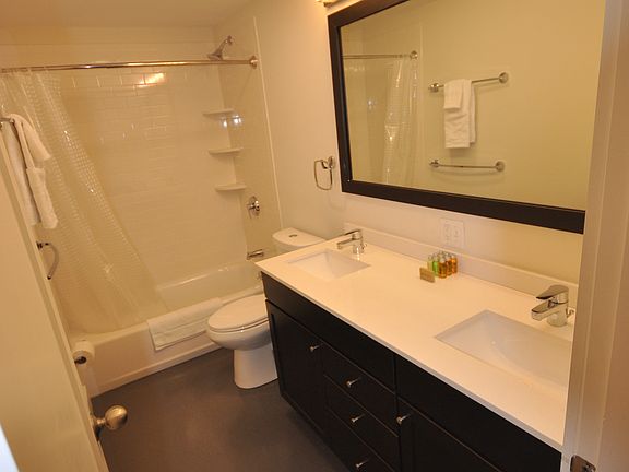 5th image of 650 Massachusetts Ave #4D