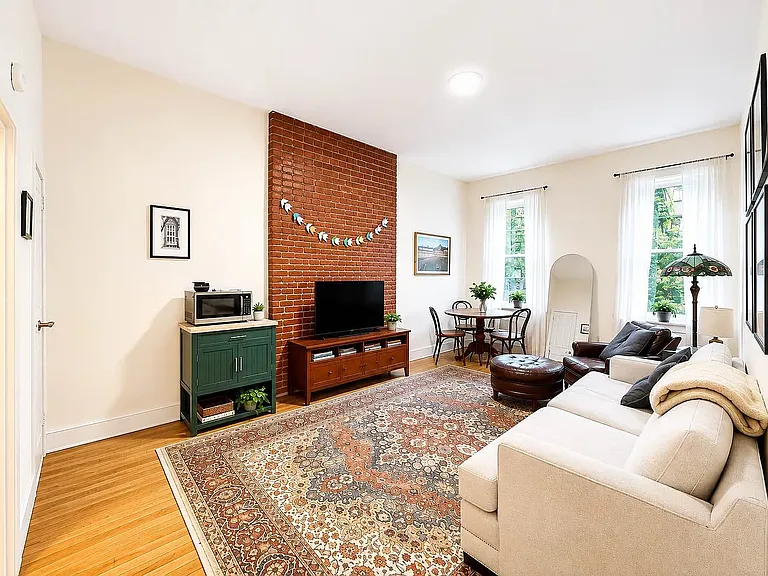 8 W 75th St #4A — Photo 1