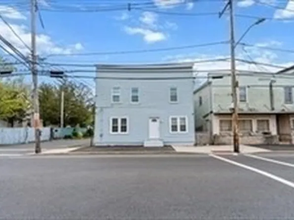 115 Ames St, Brockton, MA 02302