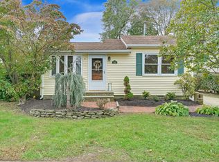 60 Essex St, Middletown, NJ 07748