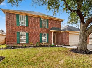 1040 Glenview Dr, Pearland, TX 77581