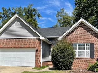 165 Kensington Way, Aberdeen, NC 28315