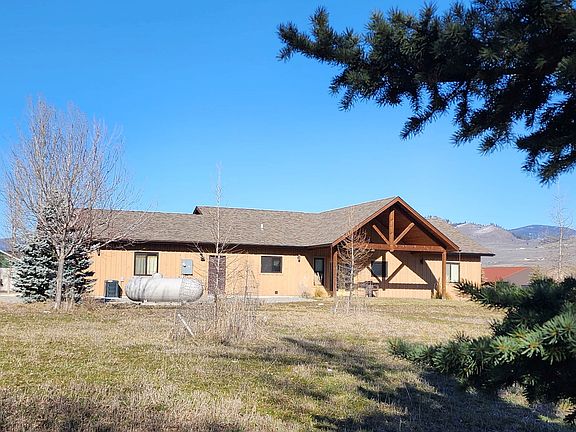 4th image of 25 Mary Kay Rd