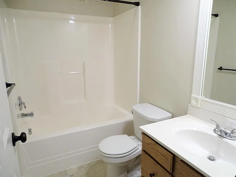 56 N Village Cir — Photo 24
