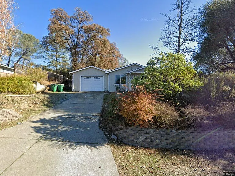636 Cappella Dr — Photo 1