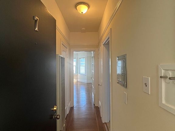 2nd image of 1284 McAllister St APT 7