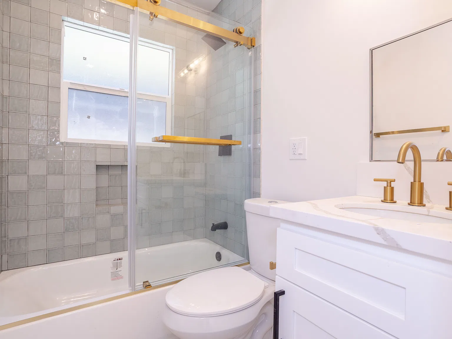 Studio, 500 sqft, $2,200 — Photo 4