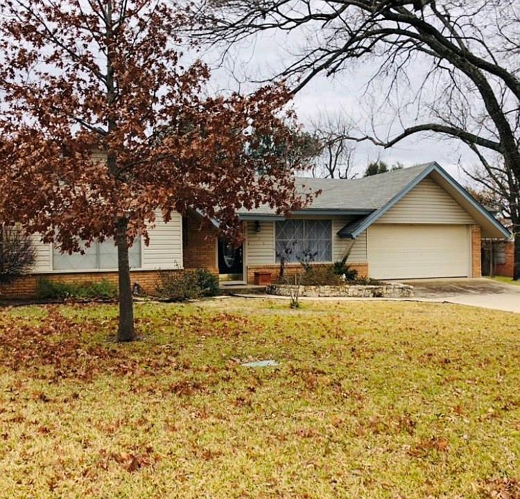 1st image of 1606 Highland Dr