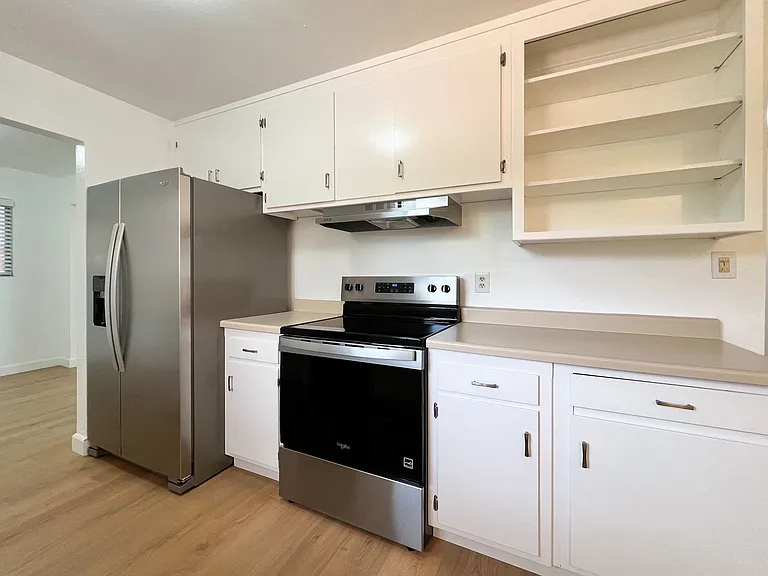 849 Laguna St — Photo 11
