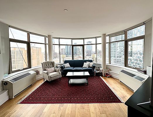 1st image of 217 51st Ave APT 905