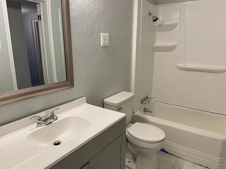 1512 S Alice Ave — Photo 9