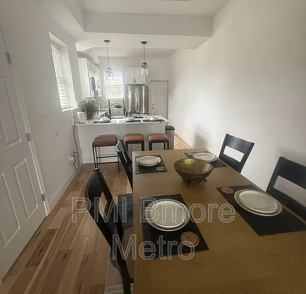 1756 E North Ave — Photo 21