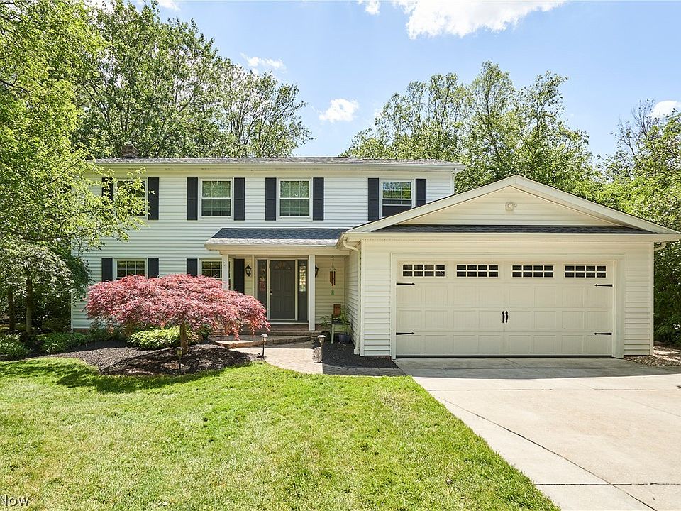 1st image of 32630 Stony Brook Ln
