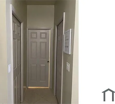 627 SW 47th Ter — Photo 16