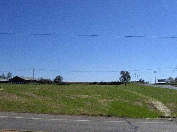 2nd image of 1105 E Highway 151