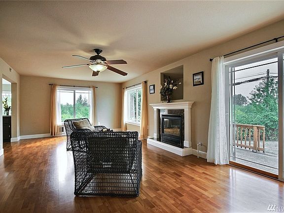 4th image of 2710 Sunnyside Blvd