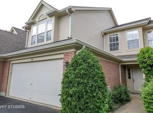 1681 Pearl Ct, Crystal Lake, IL 60014