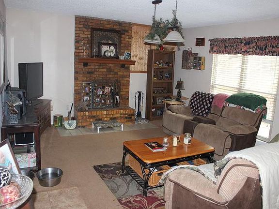 4th image of 3900 Orchard Hill Dr