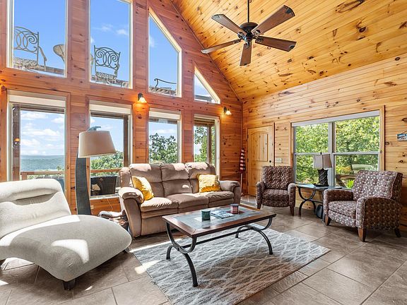 5th image of 34 Buena Vista Dr