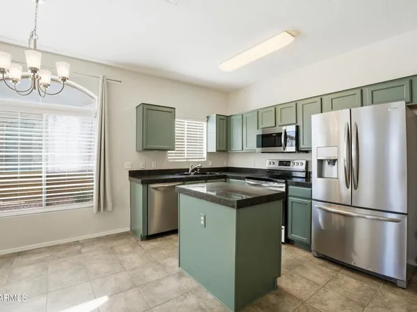 2250 E Deer Valley Rd, Phoenix, AZ