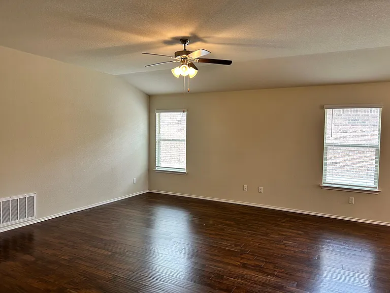 1309 Juneberry Park Dr — Photo 5