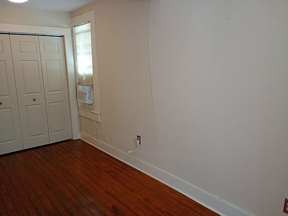 2nd image of 716 12th St