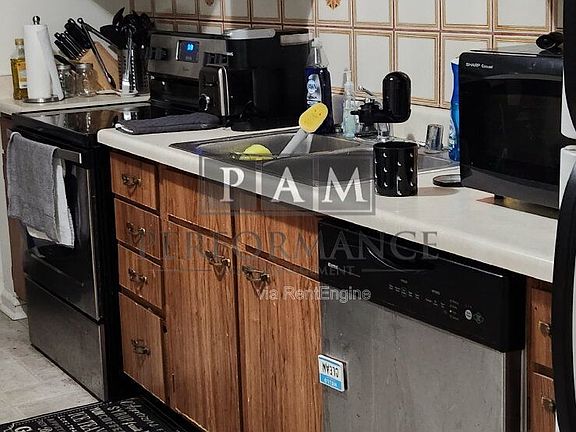 5th image of 2045 N 86th St