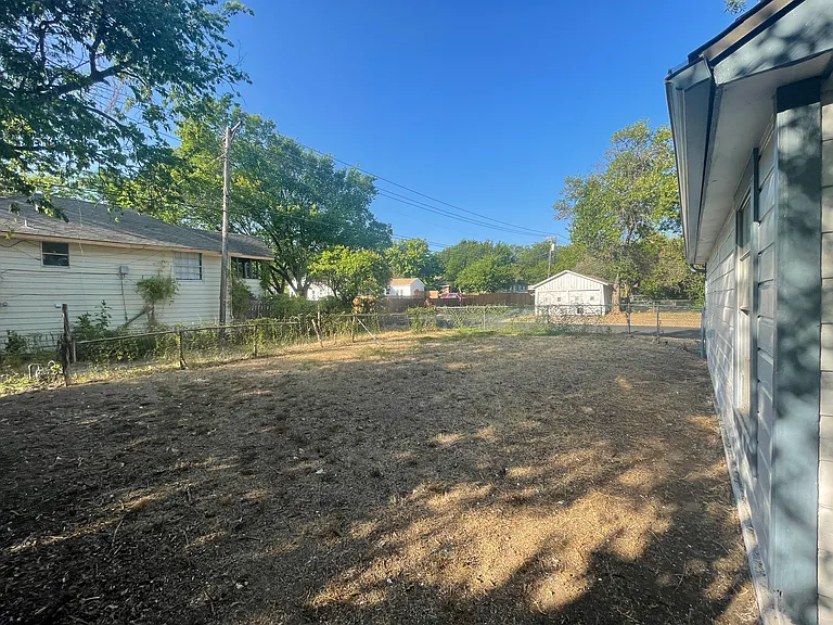 2812 Ethel Ave — Photo 15