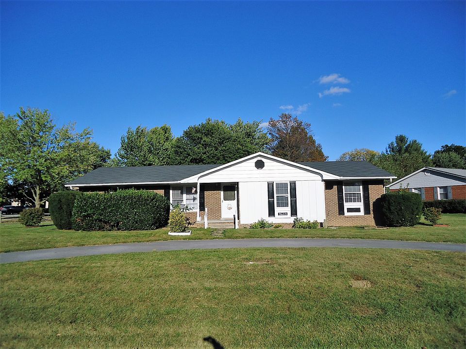 1st image of 221 Fredericktowne Dr #1