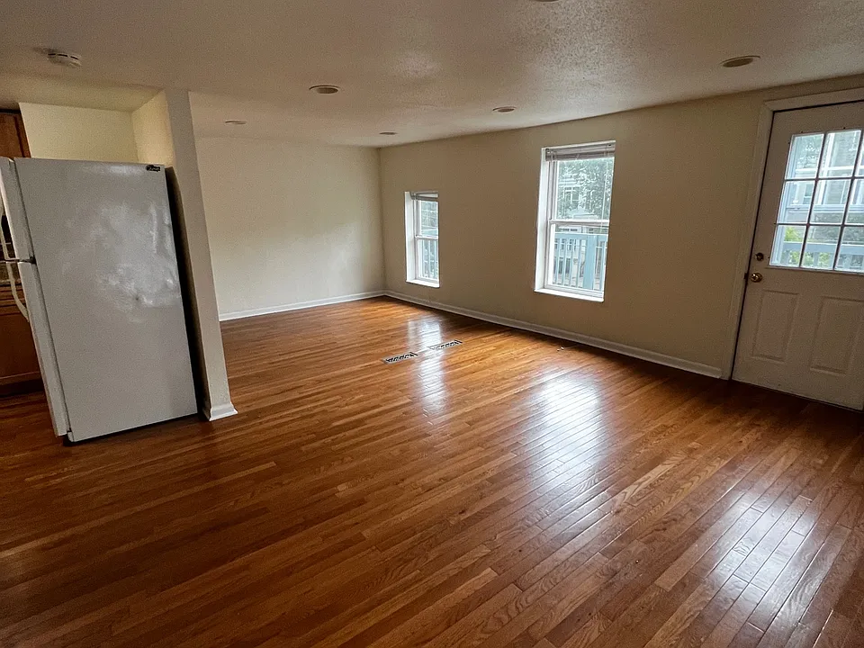202 N Blair St #2
