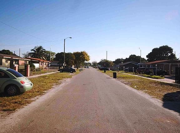 3rd image of 312 N 14th Ave