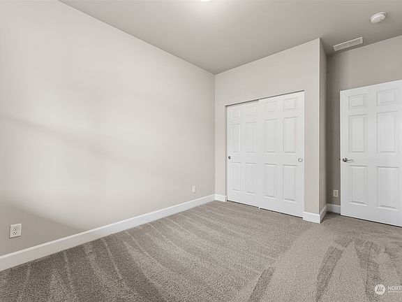 4th image of 10517 Treasure Drive NW #135