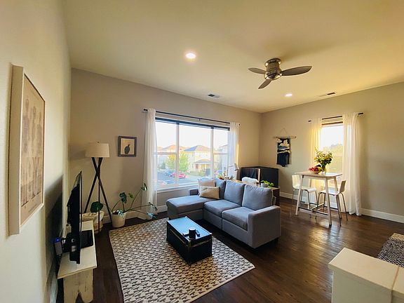 2nd image of 1310 Roycroft Ln #2188