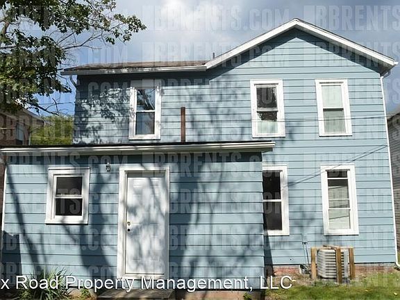 2nd image of 904 5th Ave