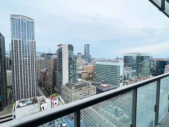 3rd image of 38 Grenville St #2804