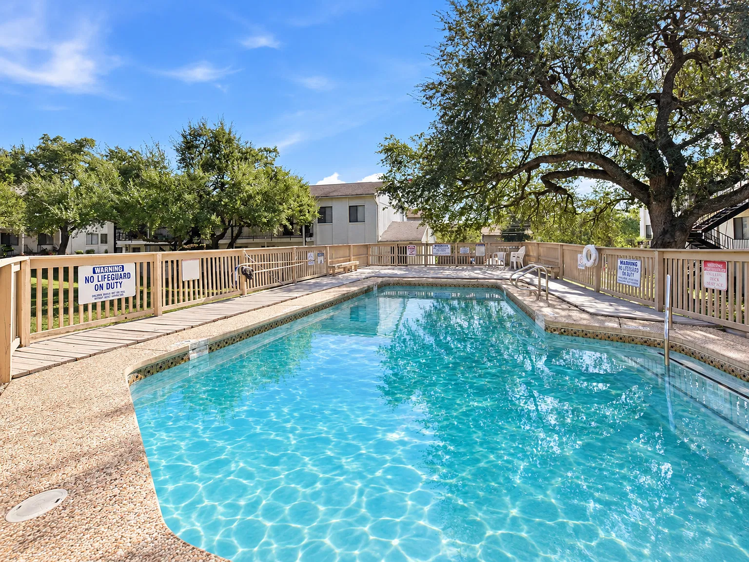 Southland Apartments | Community Pool | Convenient Location — Photo 4