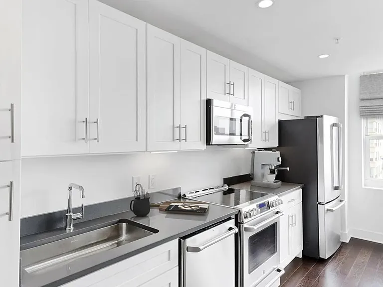 69 Bay St #13-1 — Photo 19