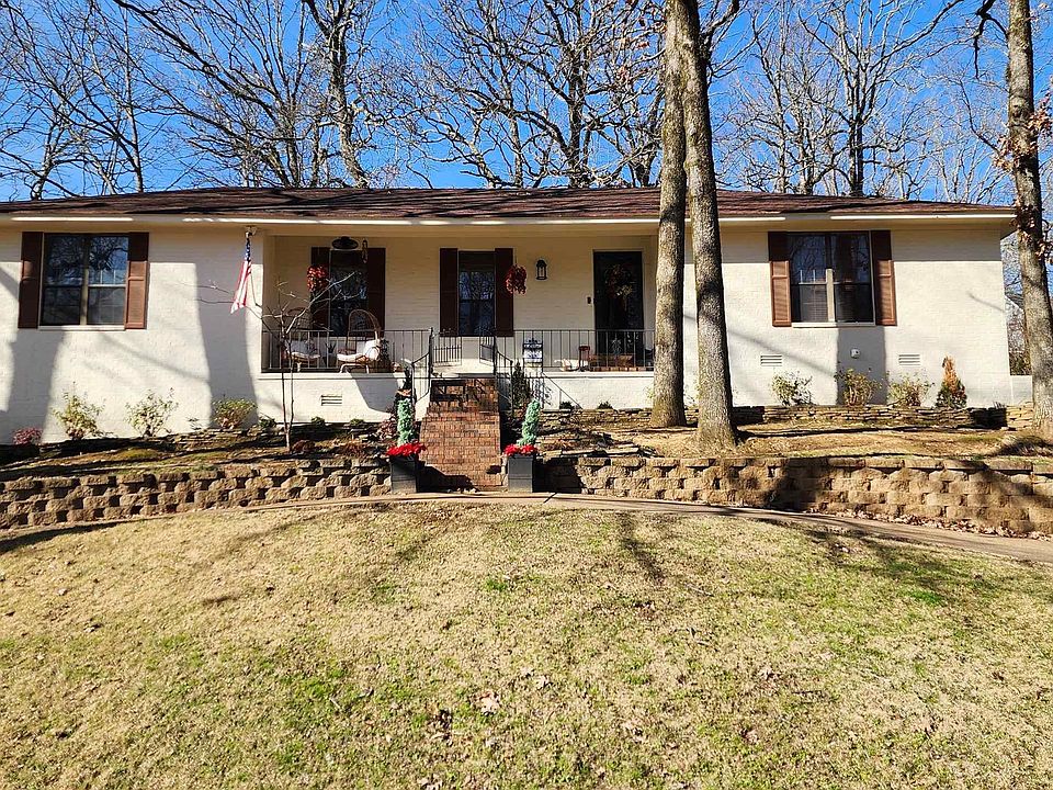 1st image of 205 Kerry Dr